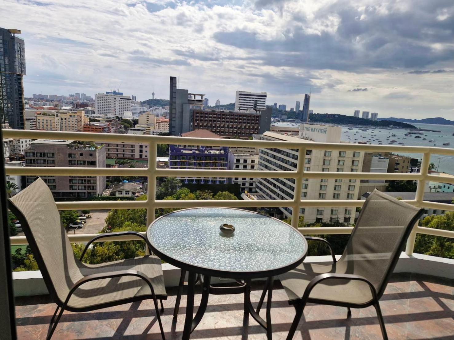 View Talay 6 Pattaya Beach By Anatolia Condo Suite 외부 사진