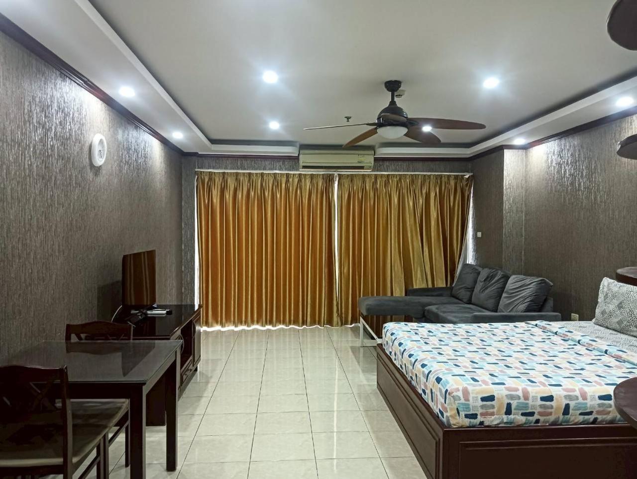 View Talay 6 Pattaya Beach By Anatolia Condo Suite 외부 사진