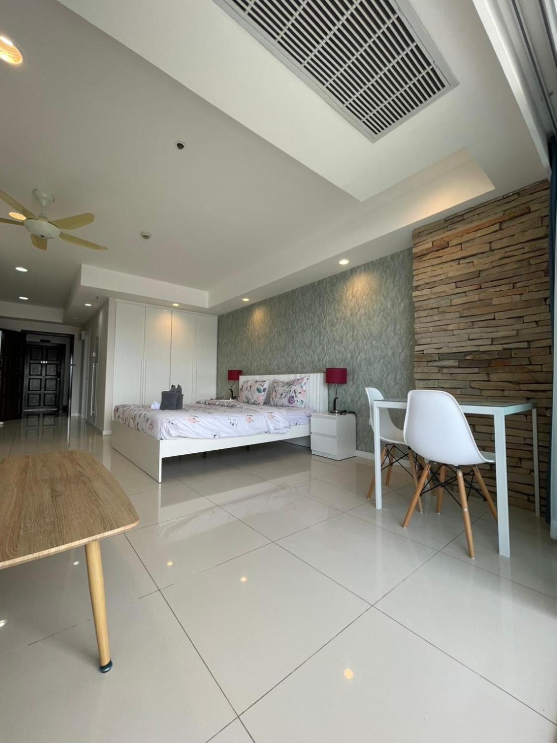 View Talay 6 Pattaya Beach By Anatolia Condo Suite 외부 사진